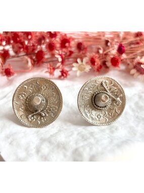 Mexican Made Textured Sombrero Hat Vintage Sterling Silver 925 Stud Earrings